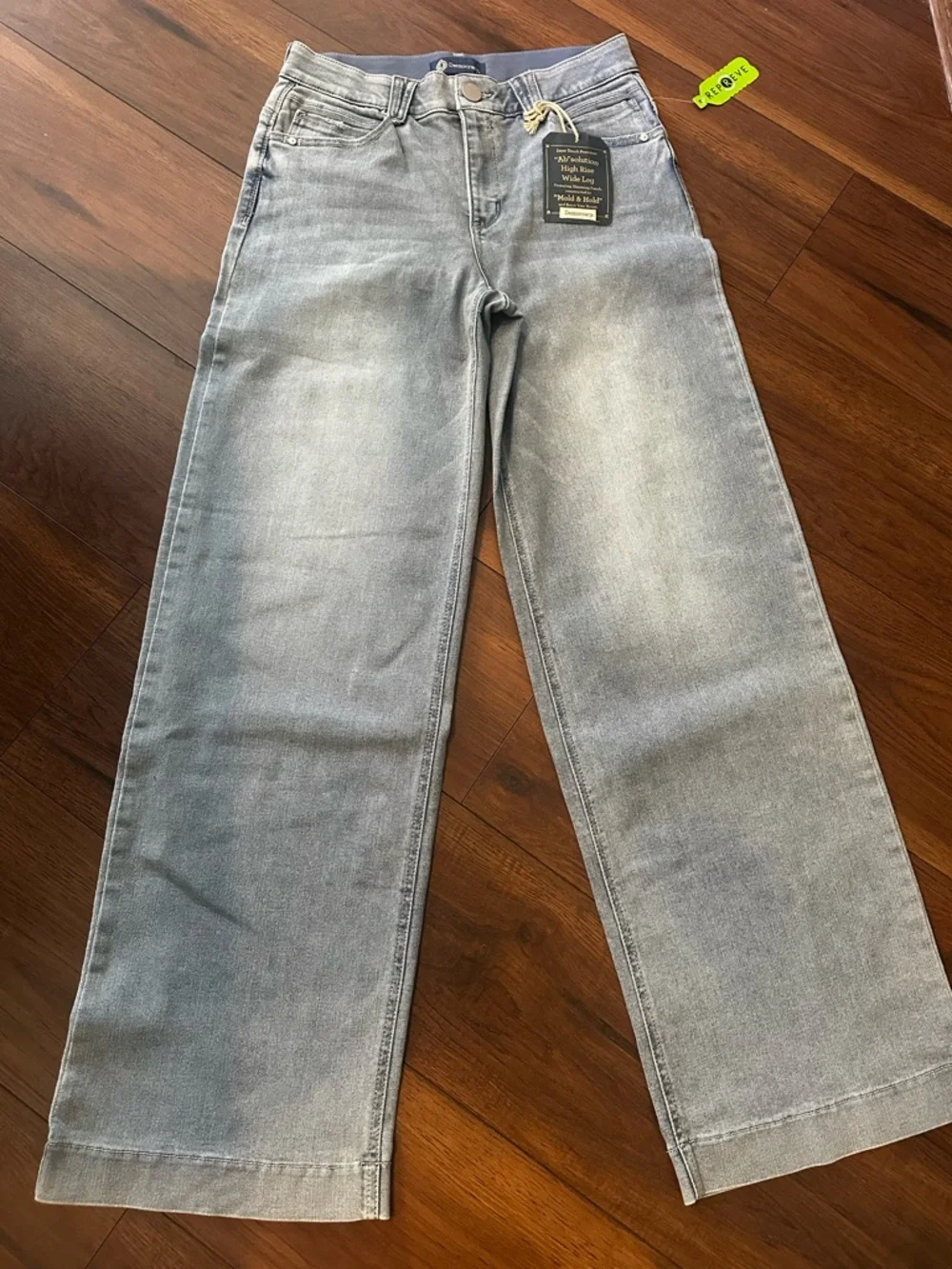 Democracy Light Blue Wide-Leg Jeans - Picture 5 of 8